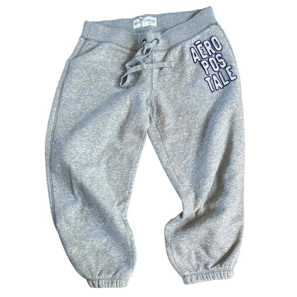 Y2K Aeropostale Cropped Gray Jogger Embroidered Spell Out Medium 21" Inseam